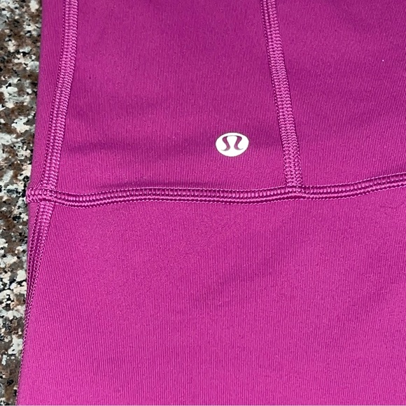 Lululemon In Stride Jacket Magenta - Picture 9 of 9